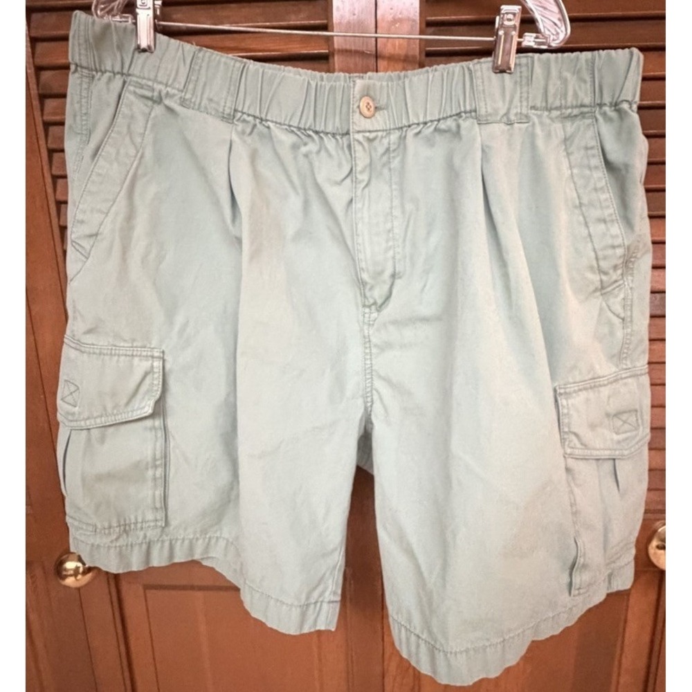 Tommy Bahama Relax Green Cargo Shorts XXL Elastic Waist Casual Coastal Dadcore